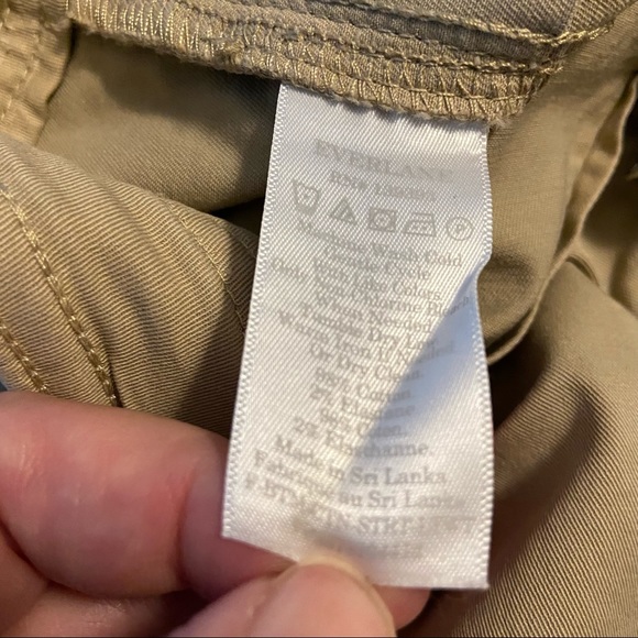 Everlane Lightweight Straight Leg Crop Pant - Picture 9 of 13